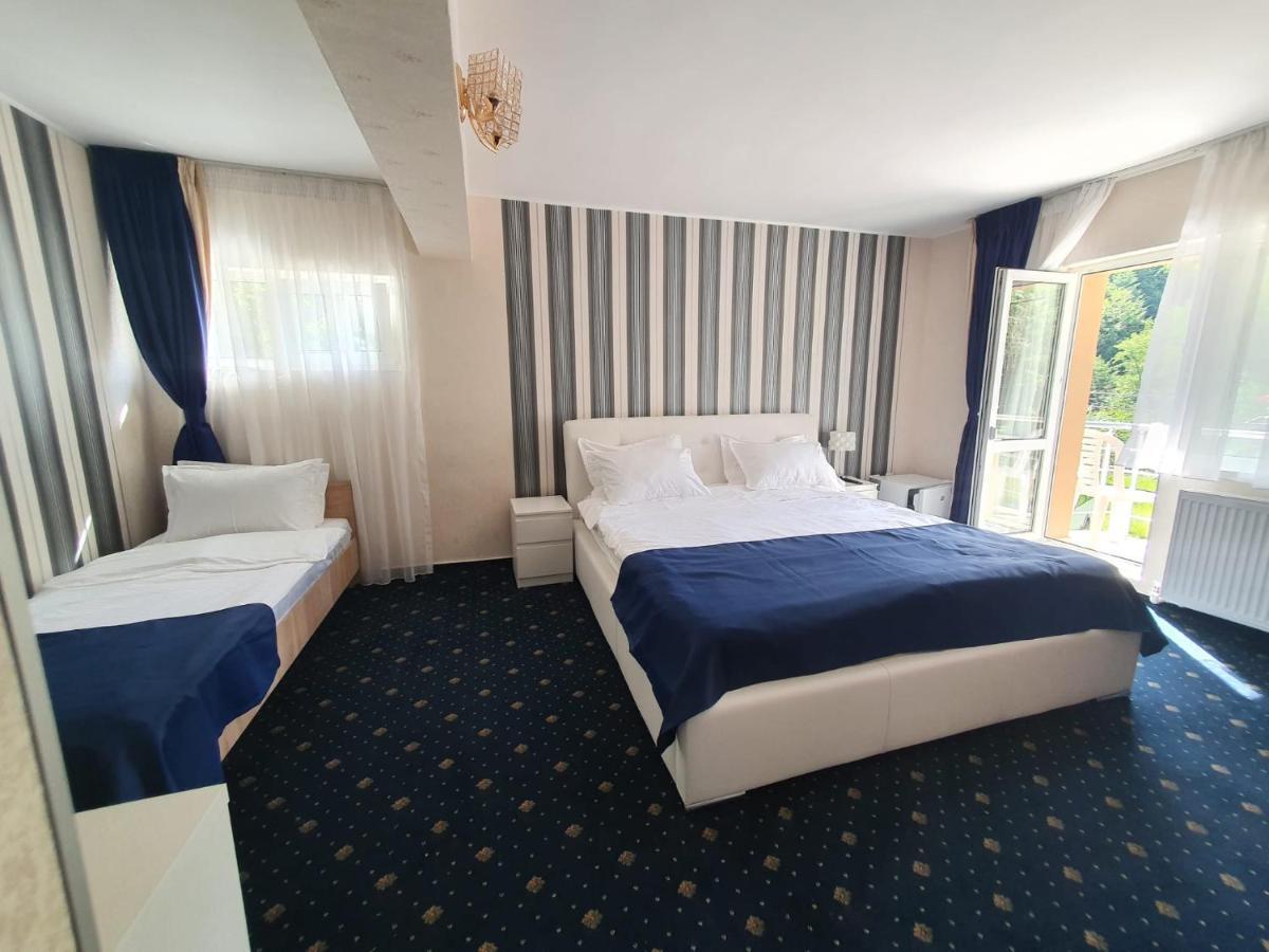 Hotel Green Palace Sinaia Dış mekan fotoğraf