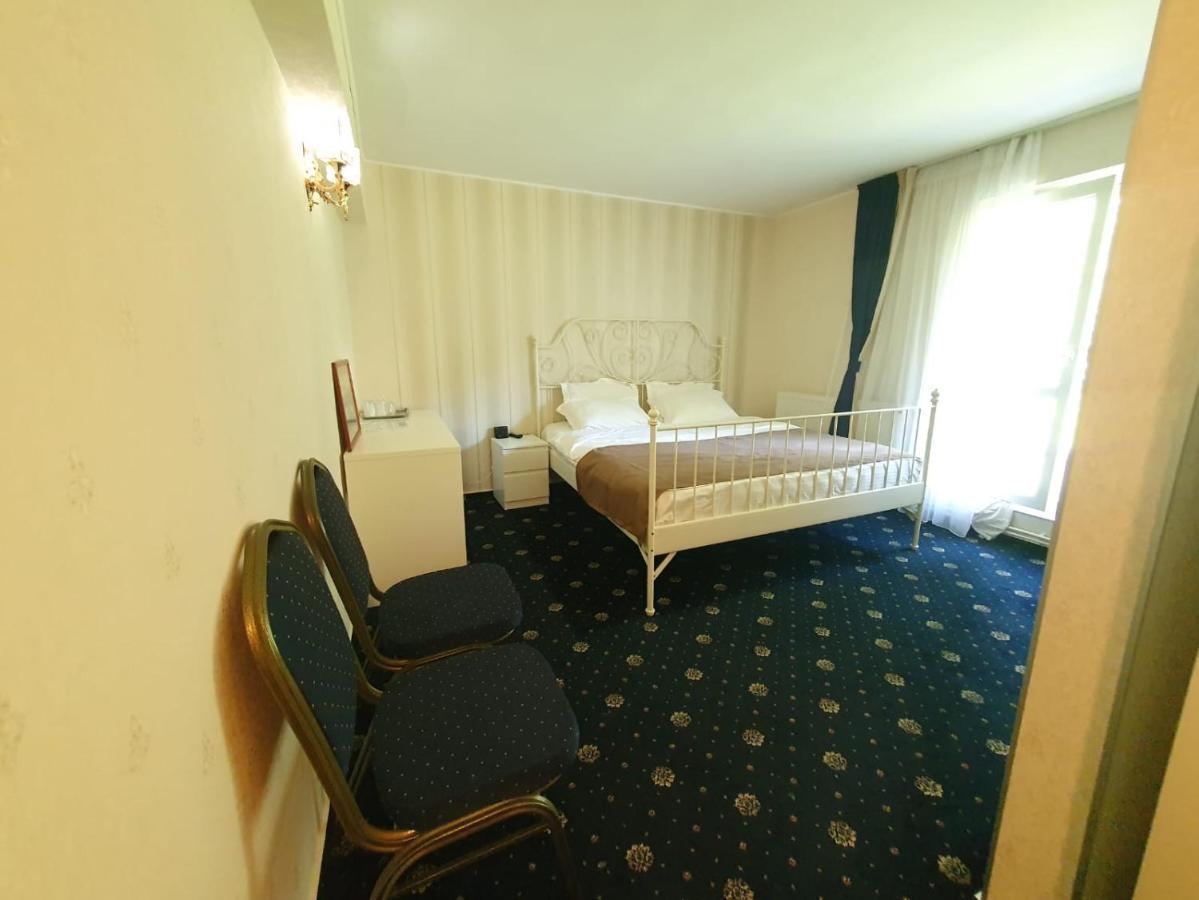 Hotel Green Palace Sinaia Dış mekan fotoğraf